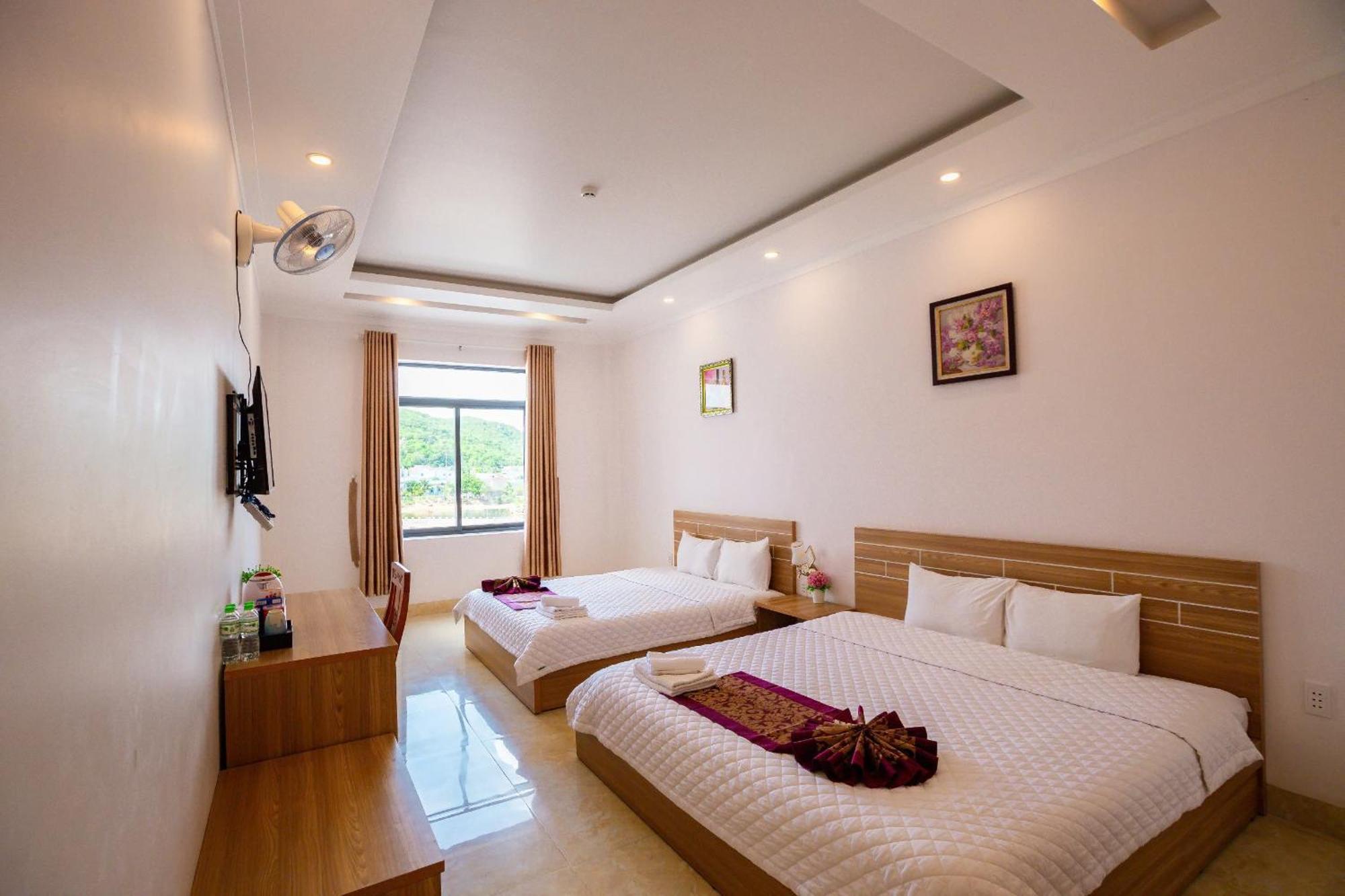 Chau Gia Hotel Vinh Hy Exterior photo