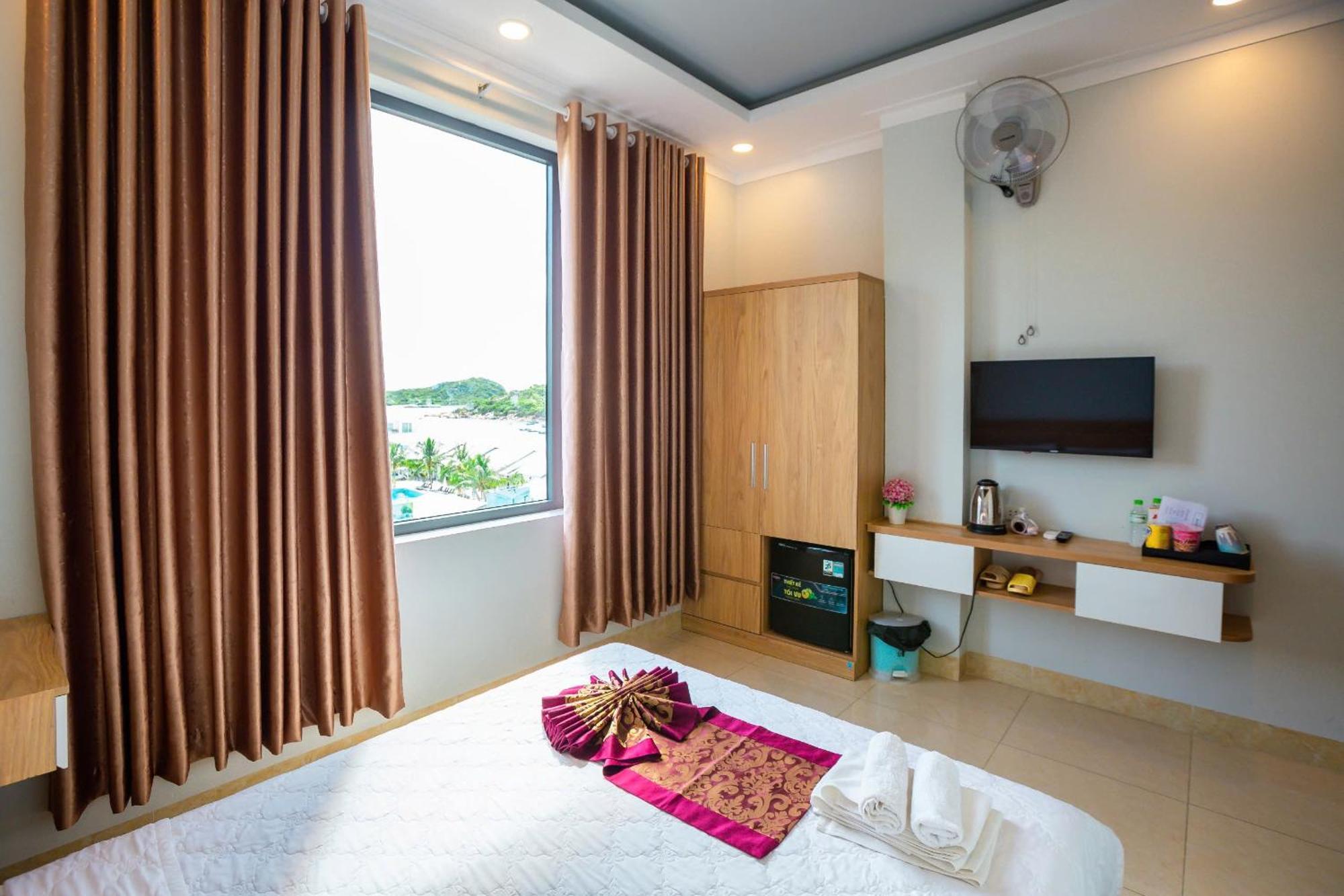 Chau Gia Hotel Vinh Hy Exterior photo